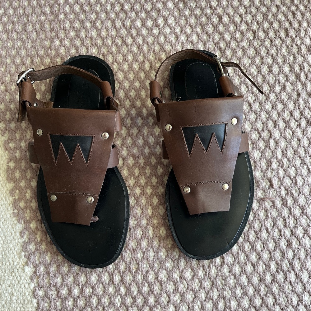 Like New Marni Throng Leather Sandals /Made in Italy